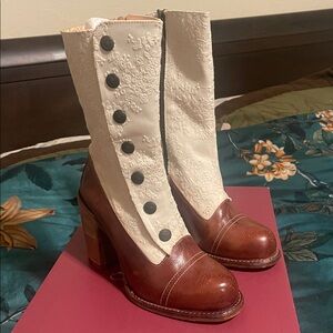 Oak Tree Farms Amelia NIB